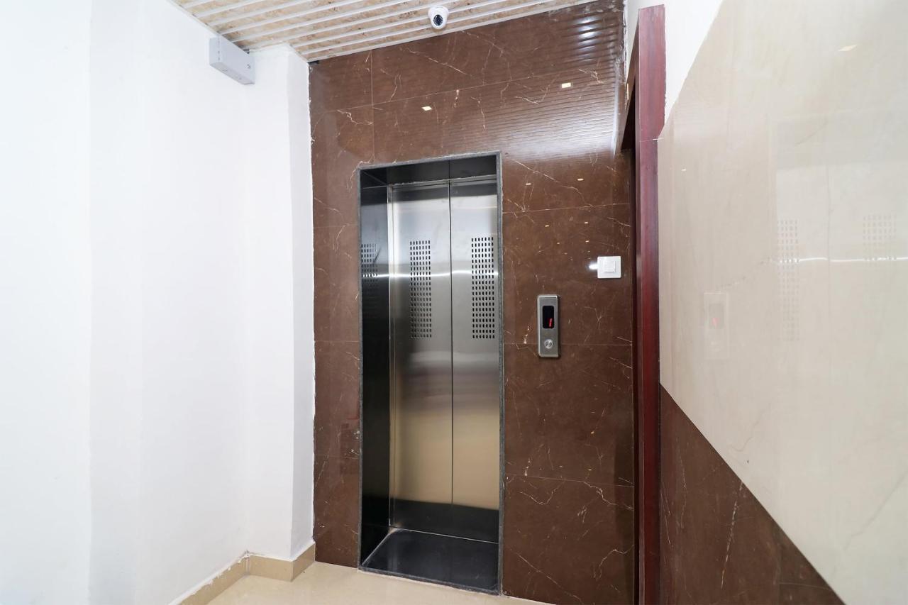 Oyo 1021 Hotel Gayatri Residency Tirath Εξωτερικό φωτογραφία